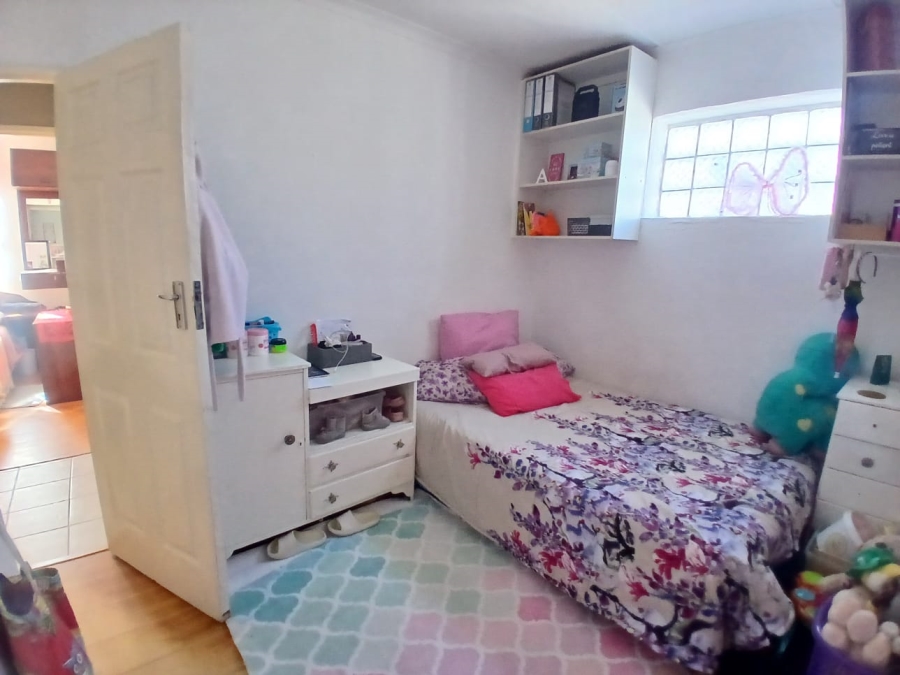 3 Bedroom Property for Sale in Silversands Western Cape